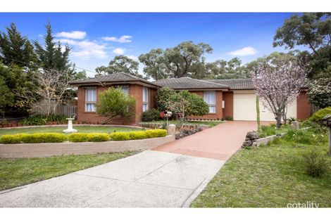 4 Surrey Ct, Carrum Downs, VIC 3201