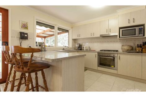 Property photo of 4 Surrey Court Carrum Downs VIC 3201