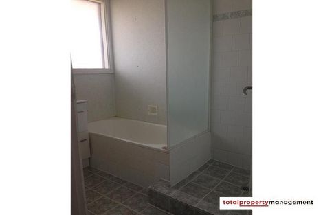 Property photo of 4 Cheeke Place Latham ACT 2615