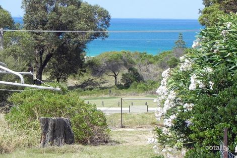 Property photo of 12 Wedge Street Guilderton WA 6041