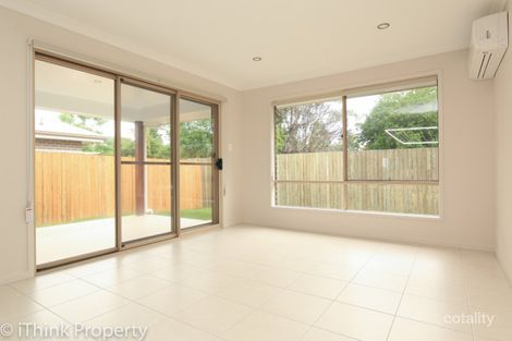 Property photo of 1/10 Sanctuary Drive Cranley QLD 4350