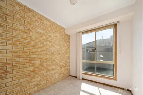 Property photo of 3/538 Kotthoff Street Lavington NSW 2641