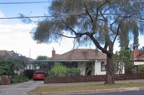 17 Warrs Rd, Maribyrnong, VIC 3032