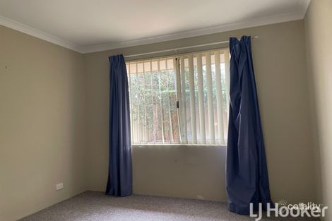 Property photo of 22 Eva Lynch Way Warnbro WA 6169