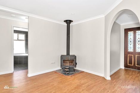 Property photo of 11 Mends Way Waikiki WA 6169