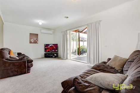 Property photo of 8 Hampshire Court Tarneit VIC 3029