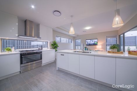 Property photo of 765 Oxenham Circuit Augustine Heights QLD 4300