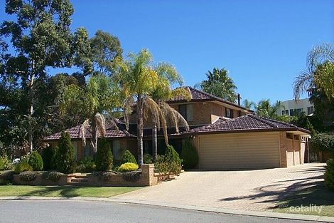 9 Roskhill Pl, Applecross, WA 6153