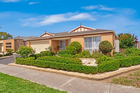 Property photo of 9 Foxhound Grove Cranbourne East VIC 3977