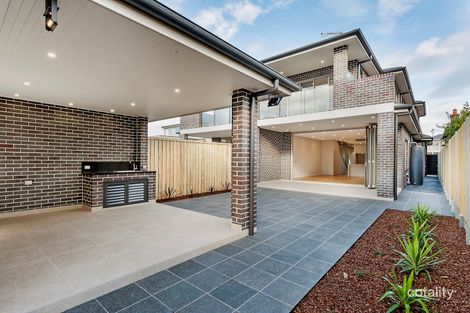 2/60 First Ave, Rodd Point, NSW 2046