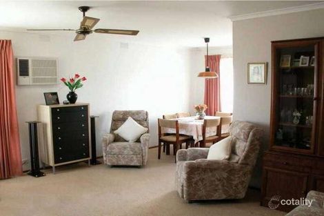 Property photo of 19 Burraneer Drive Keysborough VIC 3173