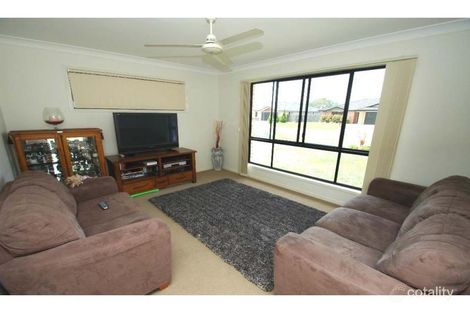Property photo of 21 Keppel Crescent Thabeban QLD 4670