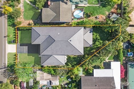 Property photo of 15 Alkoomie Avenue Forestville NSW 2087