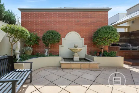 Property photo of 13 Orion Mews Port Melbourne VIC 3207