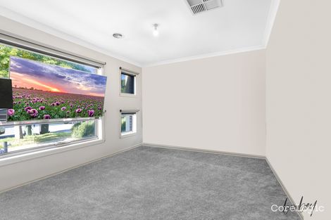 Property photo of 4 Huntingfield Street Craigieburn VIC 3064