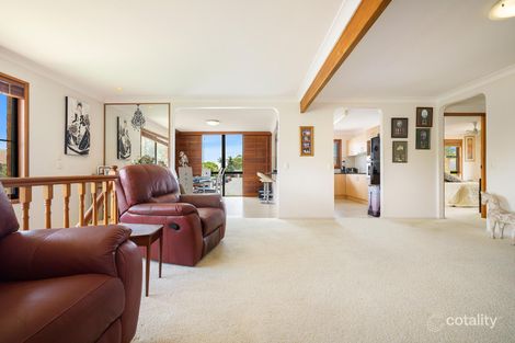 Property photo of 8 Penelope Court Benowa QLD 4217