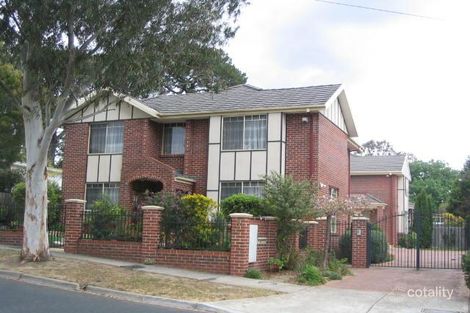 1/3 Manniche Ave, Mont Albert North, VIC 3129