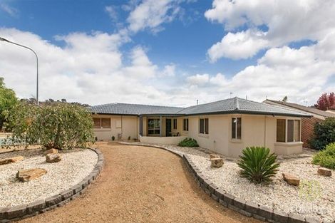 17 Chalker Cct, Banks, ACT 2906