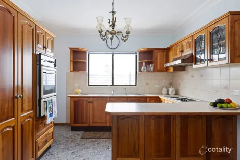 Property photo of 3 De Chair Road Narraweena NSW 2099