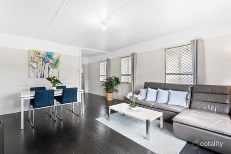 Property photo of 35 Chatham Street Margate QLD 4019
