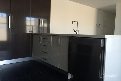 Property photo of 27/122 Maribyrnong Road Moonee Ponds VIC 3039