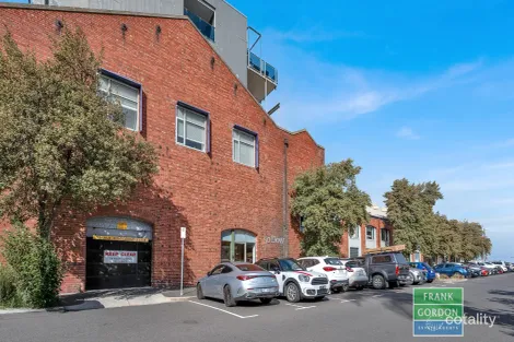 201/50-52 Dow St, Port Melbourne, VIC 3207