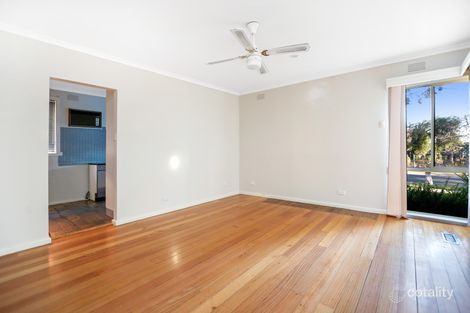 Property photo of 8 Leighton Crescent Fawkner VIC 3060