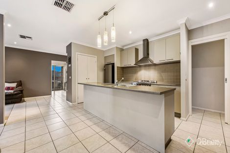 Property photo of 19 Grandview Crescent Hillside VIC 3037