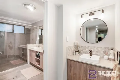 Property photo of 7 Eltham Crescent Piara Waters WA 6112