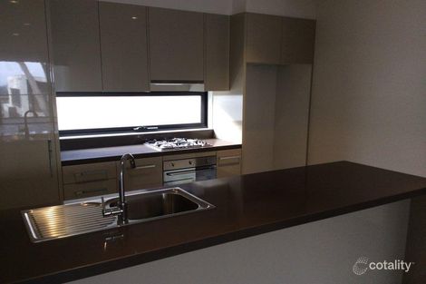 Property photo of 2 Oak Terrace Wheelers Hill VIC 3150