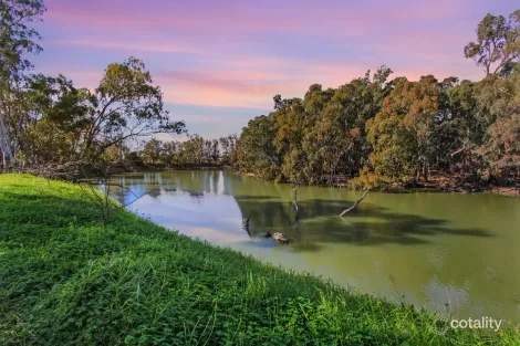 182 Lindsay St, Hay, NSW 2711