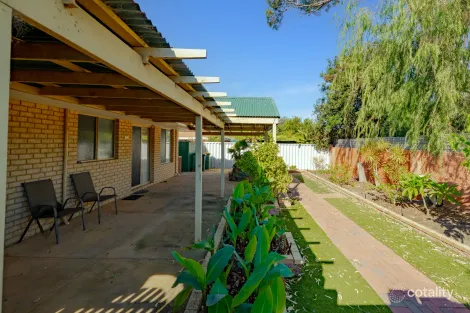 Property photo of 15B Roy Road Coodanup WA 6210
