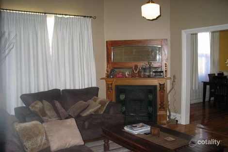 Property photo of 10 Browning Street Seddon VIC 3011