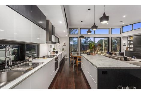 Property photo of 11 Baxter Street Elsternwick VIC 3185