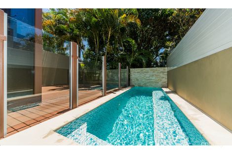Property photo of 1/7 Rouen Avenue Paradise Point QLD 4216