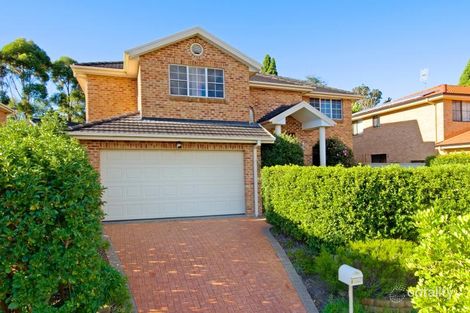 8 Robusta Cl, Erina, NSW 2250