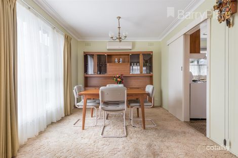 Property photo of 10 Kilberry Avenue Springvale South VIC 3172