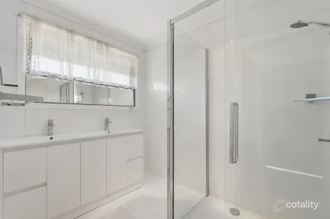 Property photo of 62 Kookaburra Avenue Werribee VIC 3030