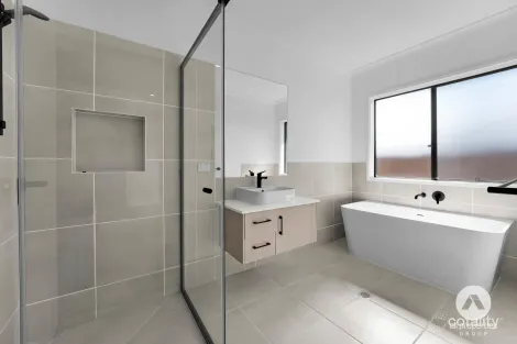 Property photo of 3 Thistle Street Gleneagle QLD 4285