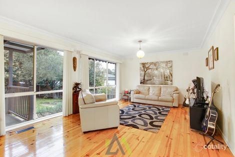 Property photo of 5 Corowa Place Frankston VIC 3199