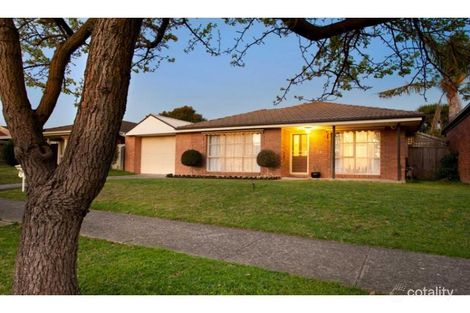 Property photo of 9 Ashfield Drive Berwick VIC 3806