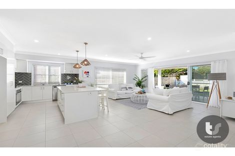 Property photo of 2 Blake Street Cleveland QLD 4163