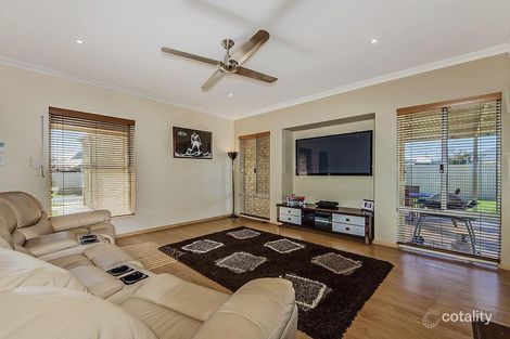 Property photo of 3 Mosedale Loop Waikiki WA 6169