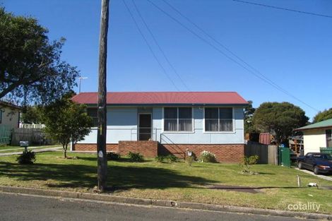 76 Maynes Pde, Unanderra, NSW 2526