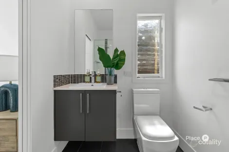 Property photo of 71 Marriott Street Coorparoo QLD 4151