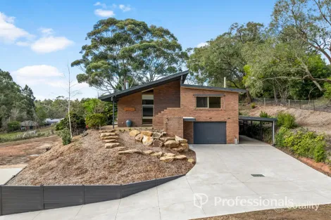 4/9 Howard St, Seville, VIC 3139