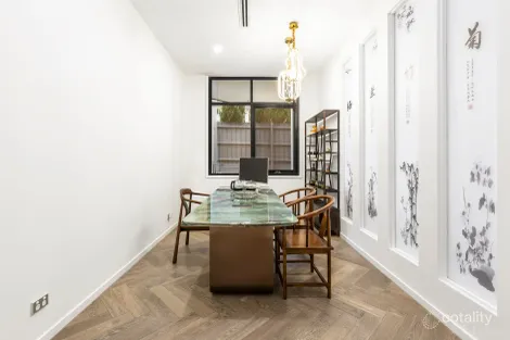 Property photo of 23 Banool Road Balwyn VIC 3103