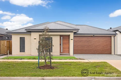 6 Deanside Dr, Deanside, VIC 3336