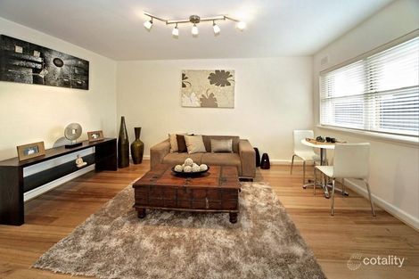 Property photo of 2/93 Ormond Road Elwood VIC 3184