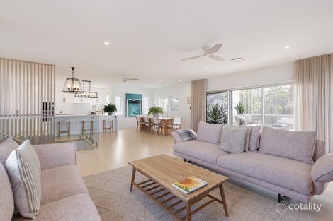 Property photo of 3 Compass Place Sunrise Beach QLD 4567